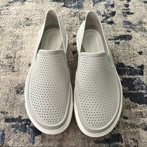 Crocs Citilane Roka Women's Gray Sneakers. Size 8